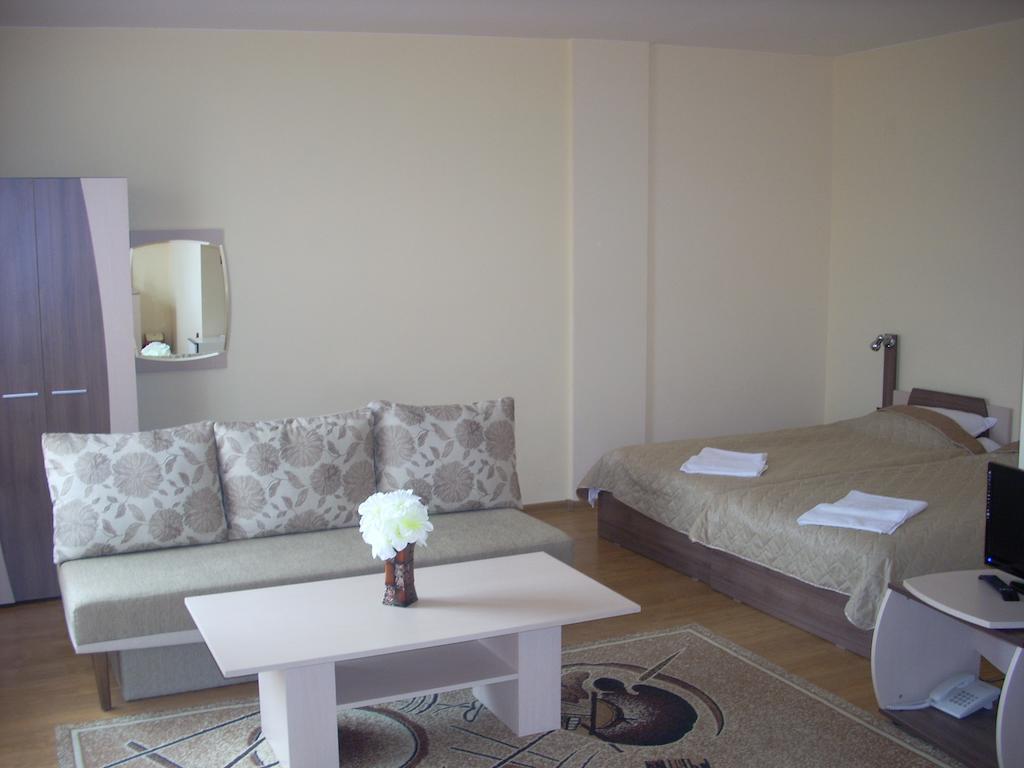 Gelov Hotel Berkovitsa Phòng bức ảnh